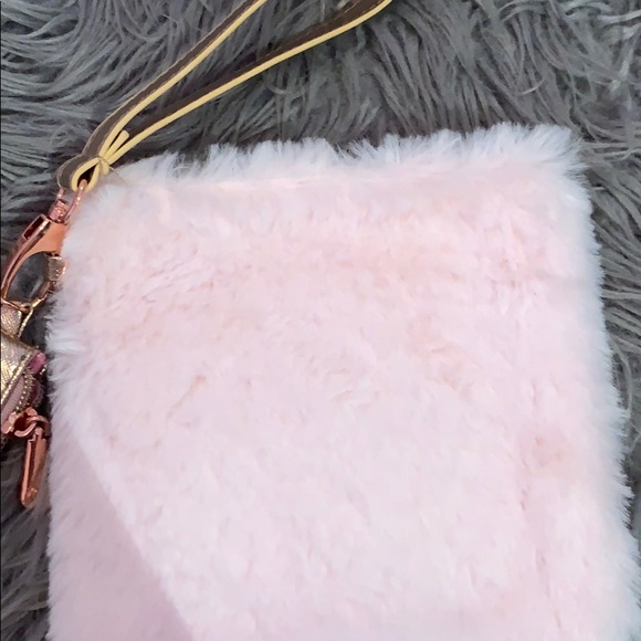 Makeup Bags - Picture 3 of 4